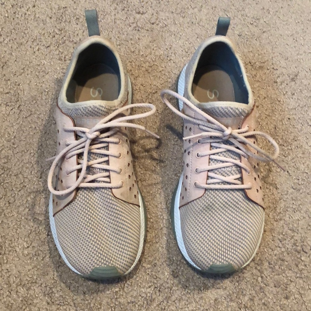 Pink and grey sperry tennis shoes